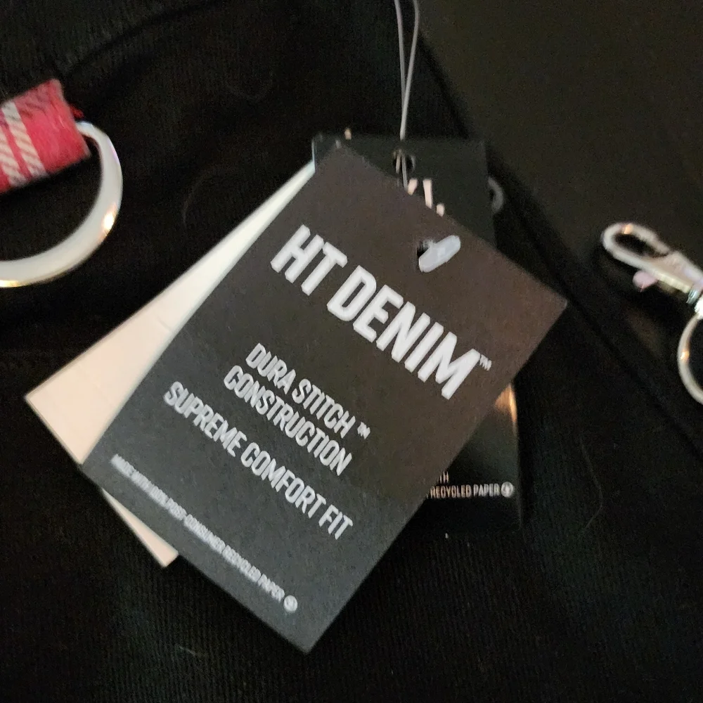 Hot Topic Red and Black Plaid Men Pants - Picture 8 of 8